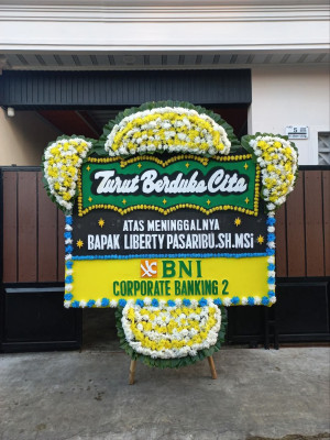 Papan Bunga Duka di Stabat