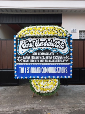 Papan Bunga Duka di Stabat